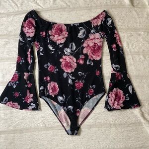 Off shoulder Bodysuit